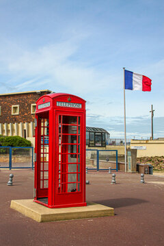 cabine anglaise et le drapeau fran&ccedil;ais