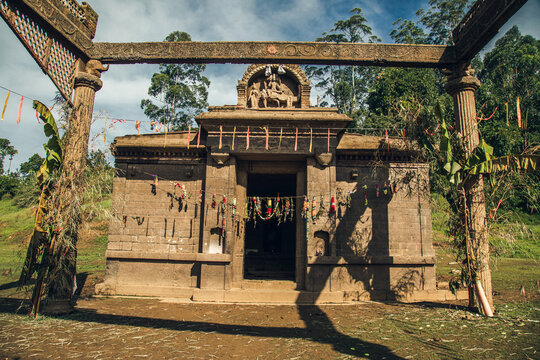Sunken Town of Maskeliya (Old Maskeliya Town)  Mysterious Sunken Town in Sri Lanka Hill Country