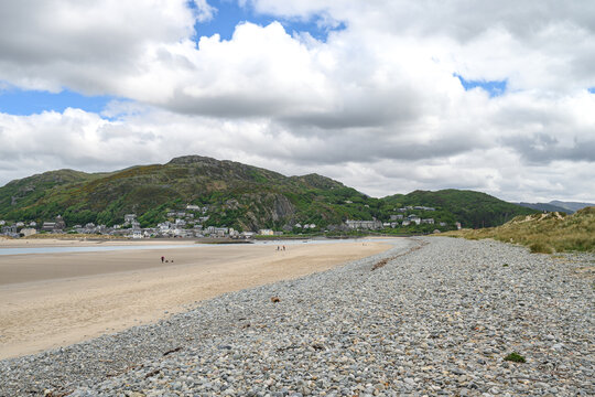 Fairbourne Beach &ndash; Gwynedd, Wales, UK