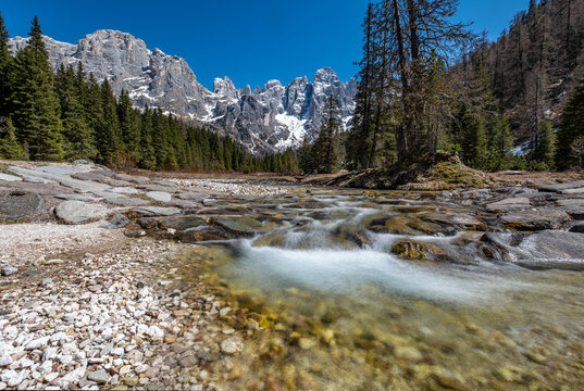 Torrente in Val Venegia