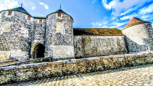 DOURDAN (Essonne)