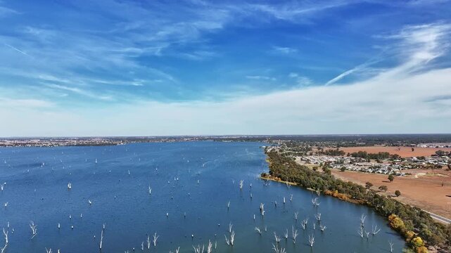 Spectacular aerial footage of Lake Mulwala Yarrawonga Australia