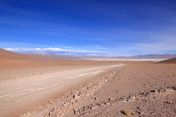 Laguna Chalviri, Andes, Bolivia © Kamil
