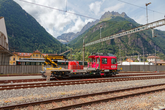 SBB service train