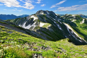 Fototapeta premium 別山から望む立山連峰