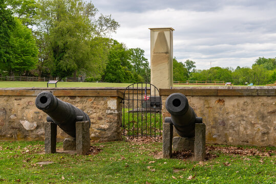 Gravesite and the 1817 Monument