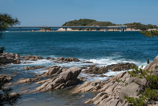 송지호 해변과 죽도 다리, Jukdo Bridge and Songjiho Beach
