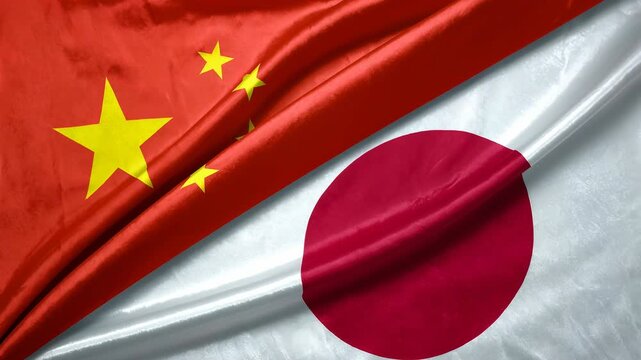 赤い中国国旗と白い日本国旗が重なり合う国際関係を象徴する緊張感ある文化イメージ