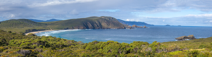 Panoramic view of Lighthouse Bay on Bruny Island, Tasmania, Australia © Luis