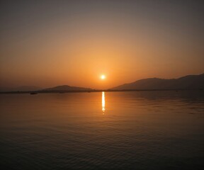 Fototapeta premium Peaceful Evening Nature Landscape With Sun Reflection