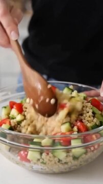 Klassische Quinoa Bowl