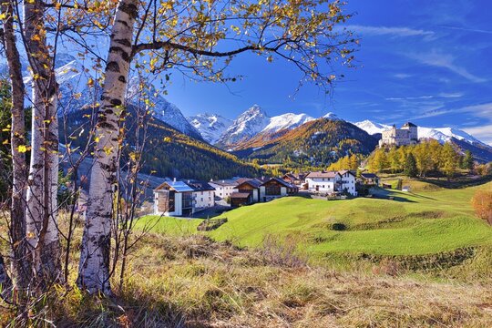 Village view of Tarasp with castle in autumn, Scuol, Canton Graub&uuml;nden, Switzerland