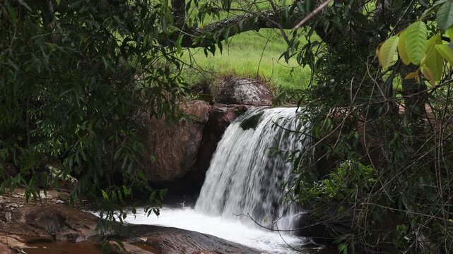 cachoeira na serra do Brigadeiro, Estado de Minas Gerais, Brasil