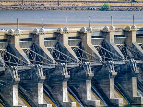 Details of the cantilever floodgate mechanisms at the John Day Dam on the Columbia River between Washington and Oregon, USA