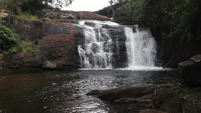 cachoeira na serra do Brigadeiro, Estado de Minas Gerais, Brasil