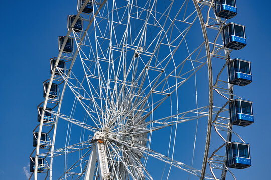 Das Riesenrad auf der Kirmes