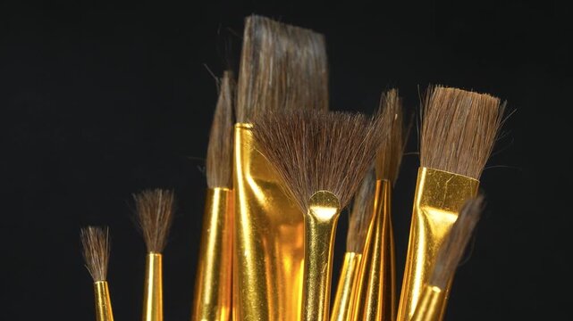 Brush set of various shapes for painting. Horse hair brushes in various sizes
