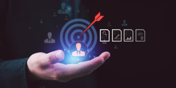 HR recruiter targets qualified candidates recruitment analytics, workforce screening, talent acquisition strategy, employee evaluation, hiring optimization, digital profiling, performance tracking.