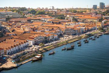 Obraz premium Views of Porto and the Douro River