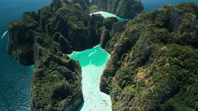 Aerial Drone Zoom Out Maya Bay Phi Phi Lee Island Thailand