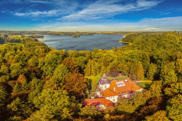 Pałac w Łężanach (pałac von Fischerów-Lossainenów) © Janusz Lipiński
