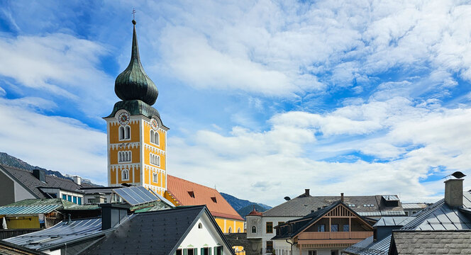 sch&ouml;ne katholische Kirche 