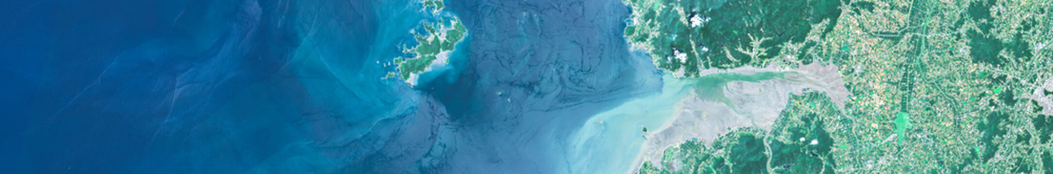 Coastal shoreline near Gwangju, South Korea on Open Satellite image