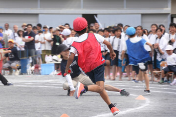 Fototapeta premium 運動会,小学校,リレー