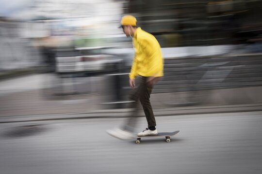 Skater, Reykjav&iacute;k, Iceland