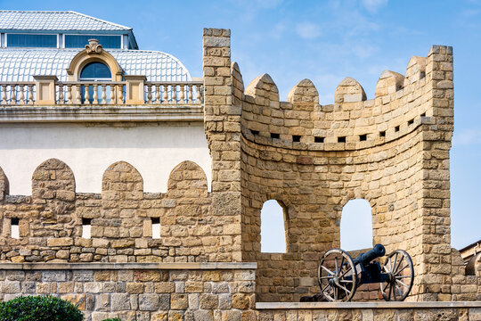 Medieval Defensive Tower and Cannon
