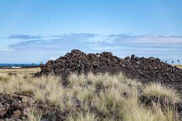 Obraz premium A’a Lava flows, Alkalic basalt, Hualalai Volcanics (Shield volcano ). Kaiminani Dr, Kailua-Kona, Island of Hawaii (The Big Island). 