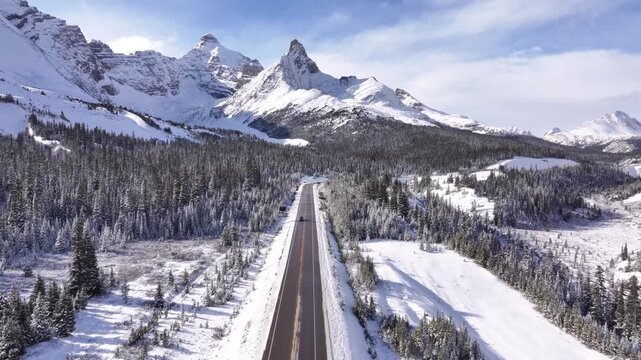 Highway 93, Icefields Parkway, Jasper National Park, Alberta, Canada