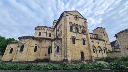 Fototapeta premium Vue panoramique de la cathédrale Saint-Cyr et Sainte-Julitte de Nevers (Bourgogne)