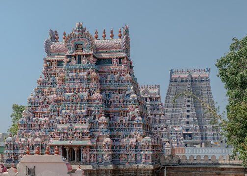 The Ranganatha Temple in Srirangam is one of the largest Hindu temple complexes in the world.
