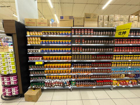 BELO HORIZONTE, MG, BRAZIL, MAY, 10, 2026 A well-stocked grocery store shelf filled with various canned goods and products