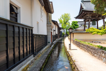 飛騨古川、白壁土蔵の町並みと瀬戸川 © Hiro074