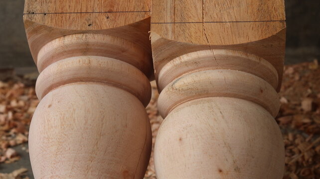 Wood Lathe Machine Turning Simple Wood into Stunning Artistic Masterpieces