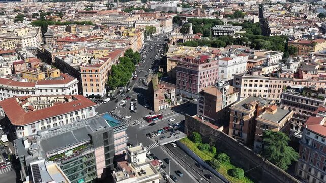 Roma, Italia: piazza Fiume nel centro citt&agrave;.
Vista aerea di piazza Fiume, Via Piave e Corso d'Italia.