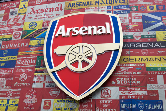 Arsenal premier league football club badge display. London, UK, 18 August 2024