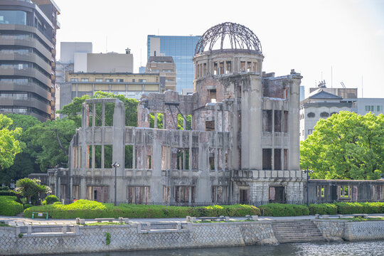 Hiroshima Peace Memorial and Atomic Bomb Dome Riverside Cityscape