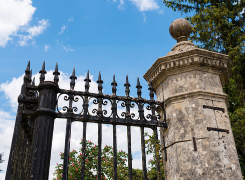 grille de ch&acirc;teau