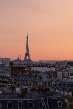 Eiffel Tower at sunrise seen from Place du Trocadero, Paris, France