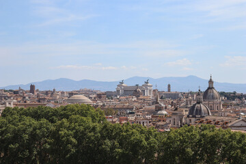 Fototapeta premium Cityscape of Rome, Italy, a view from the Gianicolo (Janiculum) hill .