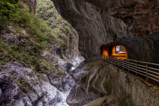 Taroko gorge swallow grotto tunnel pathway taiwan travel