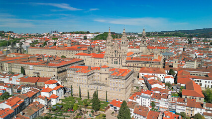 Naklejka premium Santiago de compostela cathedral and historic city aerial view