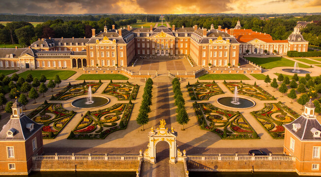 Stunning drone photography of Paleis Het Loo palace grounds