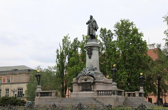 Memoriał de Adam Mickiewicz pomnik - Varovie 