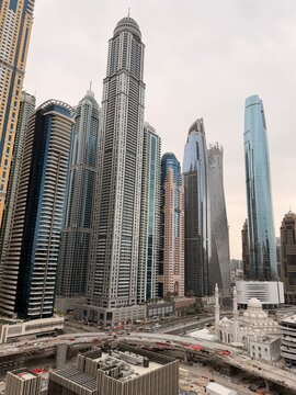 dubai marina united arab emirates