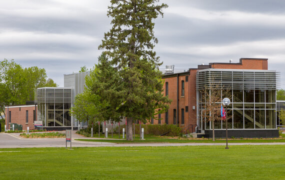 Guy and Barabara Schoenecker Commonson the Campus of College of Saint Benedict