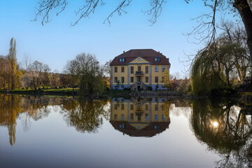 Fototapeta premium Gotha - Schloss Mönchshof im März